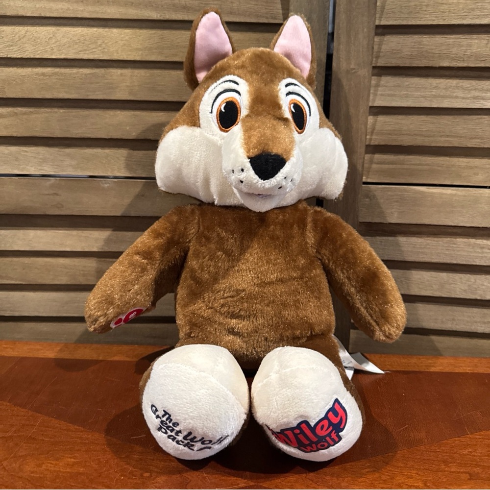 Build A Bear Wiley The Wolf 18" Great Wolf Lodge Brown The Great Wolf Pack